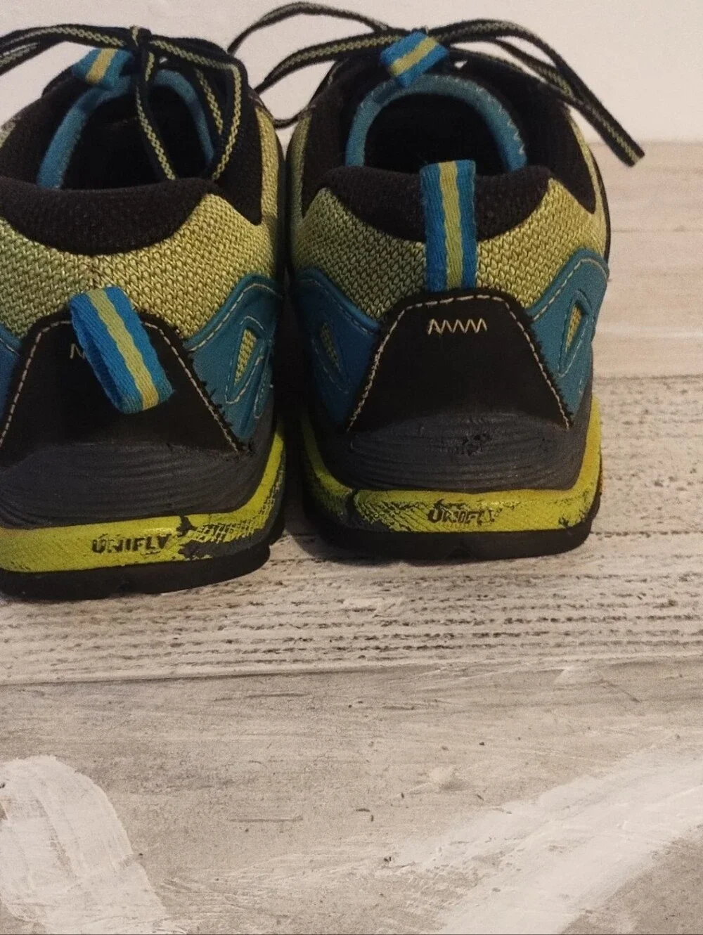 merrell capra sport hiking shoe( U.S.A size 10.5men) black and lime green used